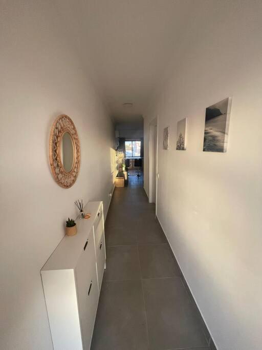Golden Breeze Holidays Apartment *